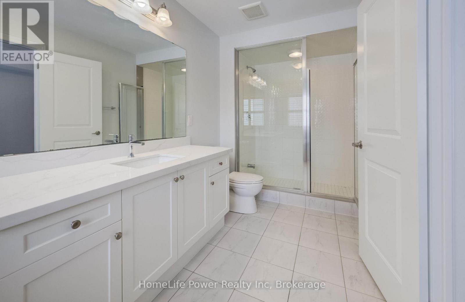 56 Reistwood Drive, Kitchener, Ontario  N2R 0N8 - Photo 25 - X12927302