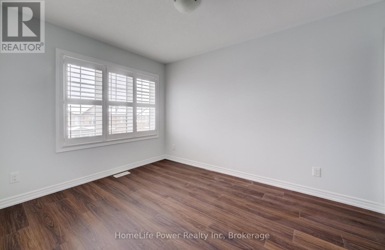 56 Reistwood Drive, Kitchener, Ontario  N2R 0N8 - Photo 33 - X12927302