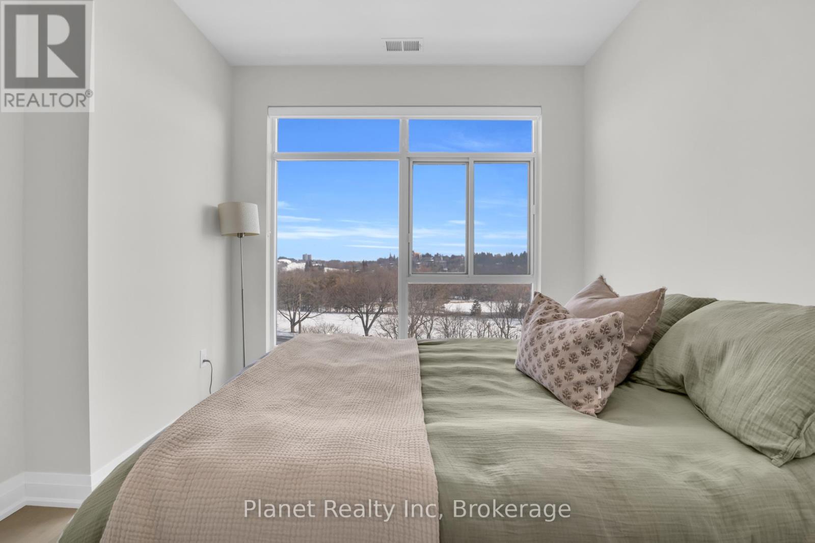 712 - 71 Wyndham Street S, Guelph (St. Patrick's Ward), Ontario  N1E 5R3 - Photo 17 - X12927338