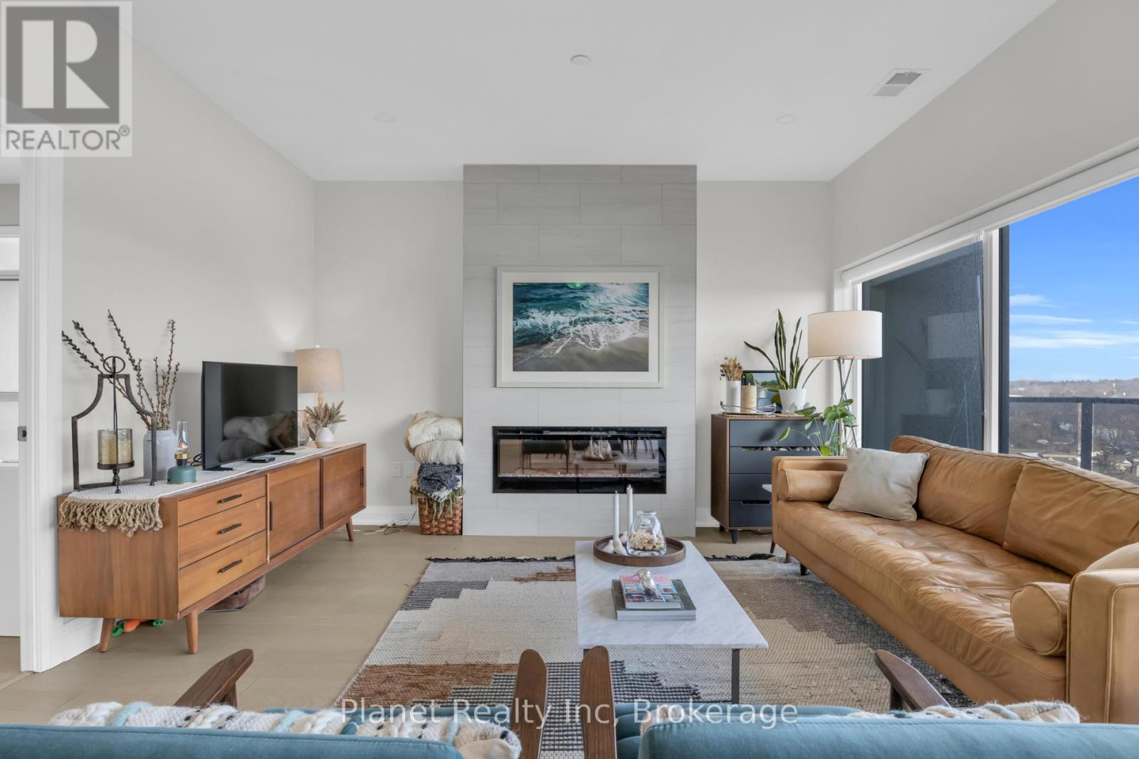 712 - 71 Wyndham Street S, Guelph (St. Patrick's Ward), Ontario  N1E 5R3 - Photo 6 - X12927338