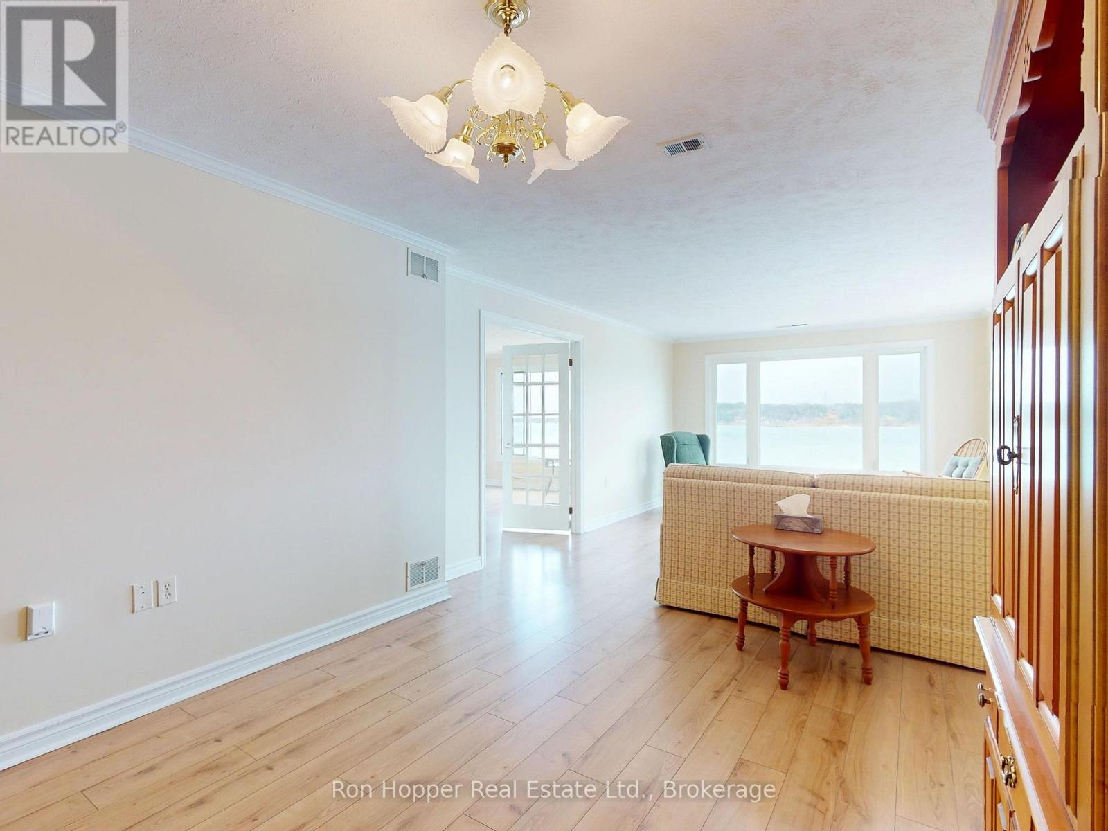 303 - 2555 3rd Avenue W, Owen Sound, Ontario  N4K 6T8 - Photo 4 - X12927342