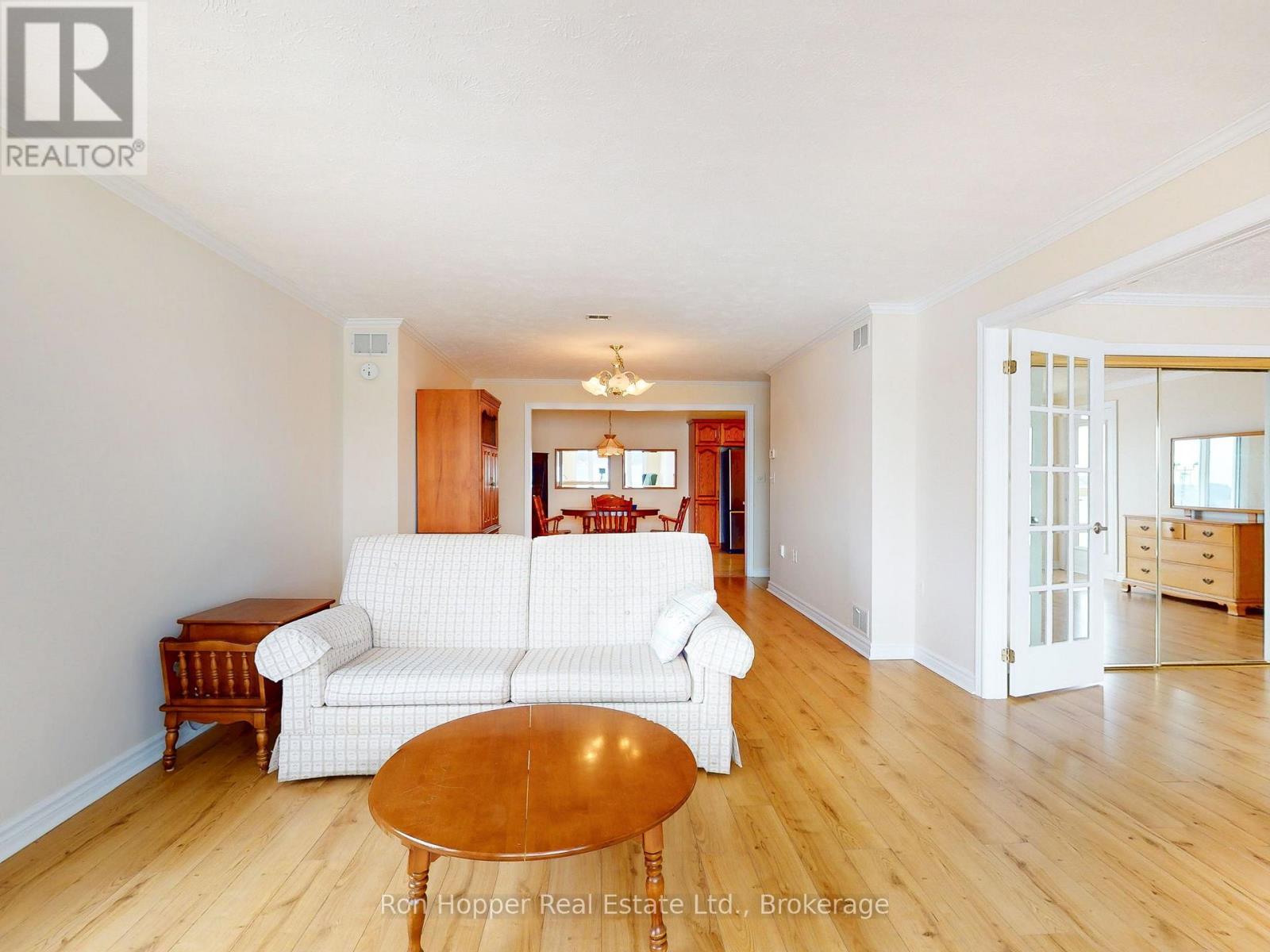 303 - 2555 3rd Avenue W, Owen Sound, Ontario  N4K 6T8 - Photo 5 - X12927342