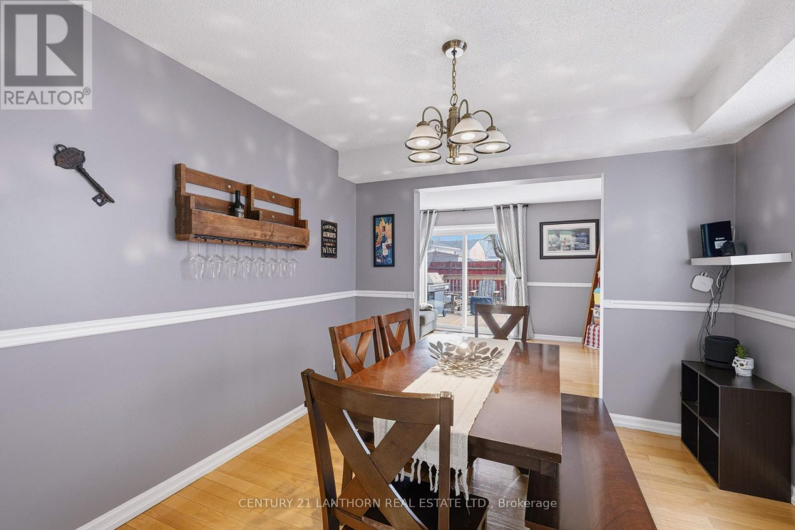 880 Walker Court, Kingston, Ontario  K7M 8L2 - Photo 12 - X12927326