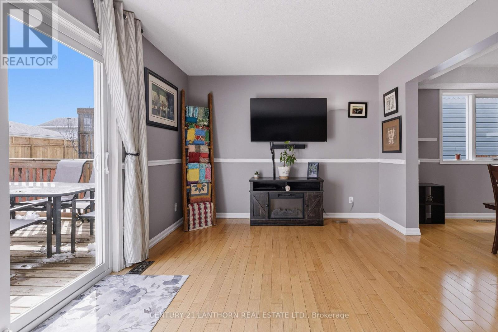 880 Walker Court, Kingston, Ontario  K7M 8L2 - Photo 19 - X12927326