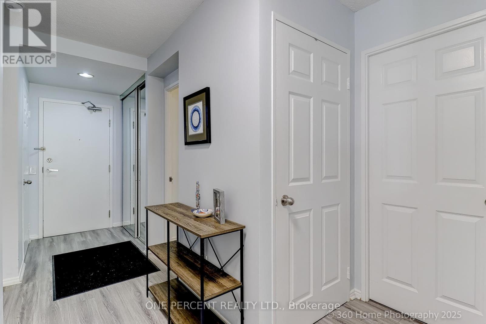 201 - 7 Bishop Avenue, Toronto, Ontario  M2M 4J4 - Photo 14 - C12789236