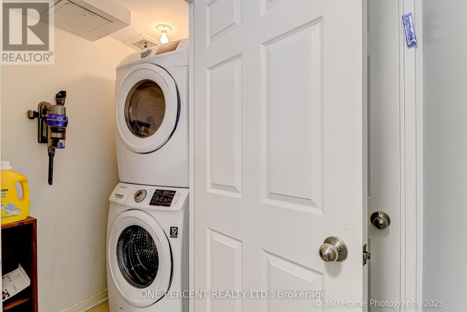 201 - 7 Bishop Avenue, Toronto, Ontario  M2M 4J4 - Photo 20 - C12789236