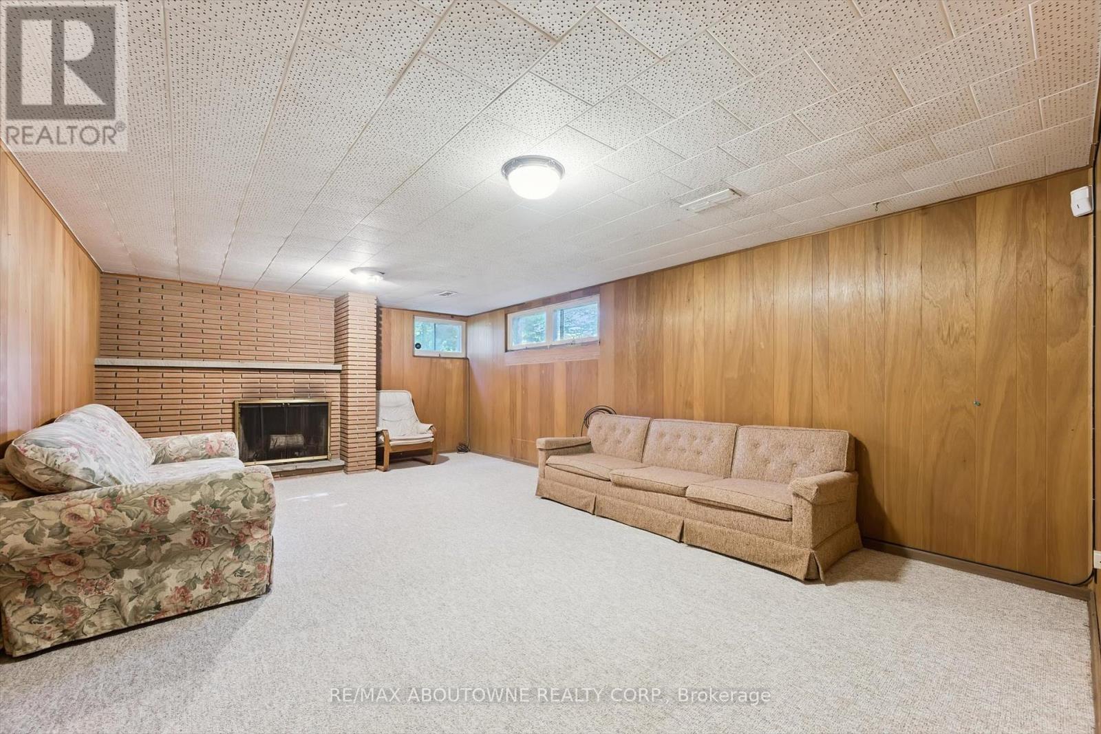 1095 Linbrook Road, Oakville, Ontario  L6J 2L2 - Photo 26 - W12682198