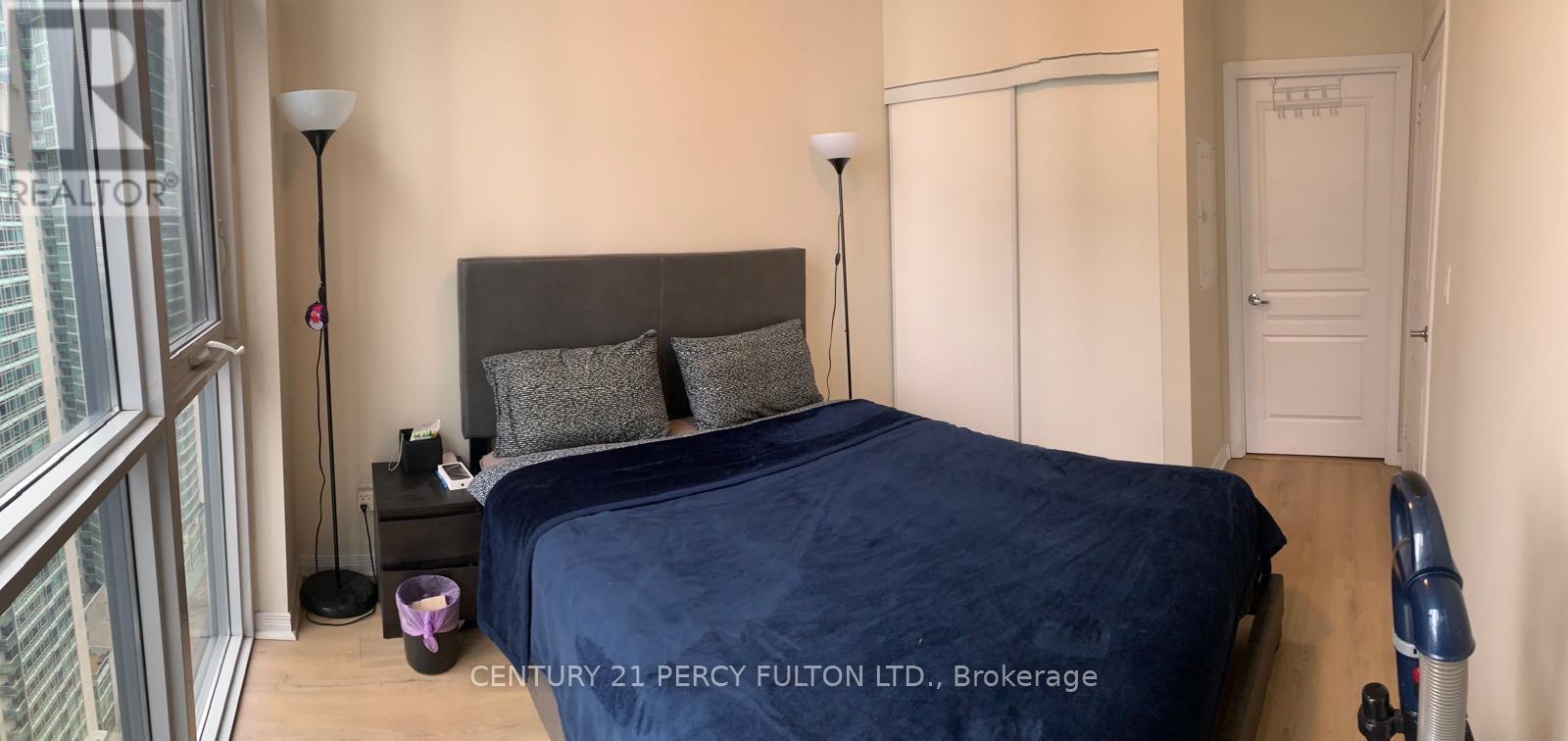 2304 - 352 Front Street, Toronto, Ontario  M5V 1B5 - Photo 11 - C12921158