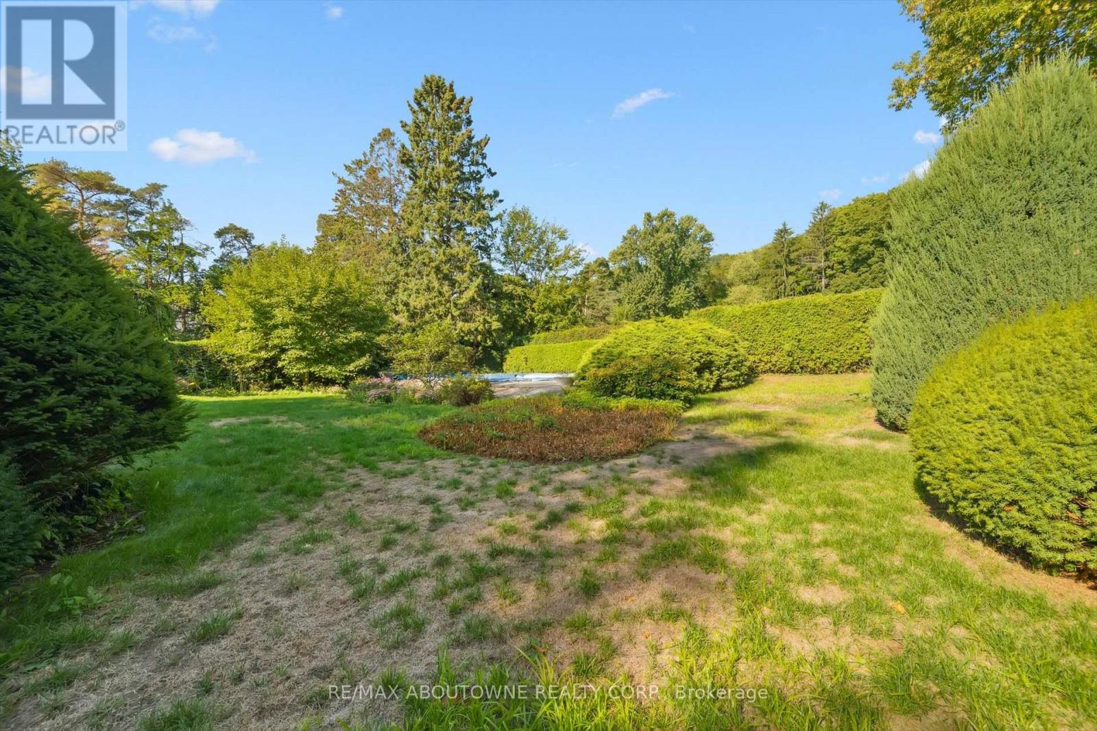 1095 Linbrook Road, Oakville, Ontario  L6J 2L2 - Photo 36 - W12682198