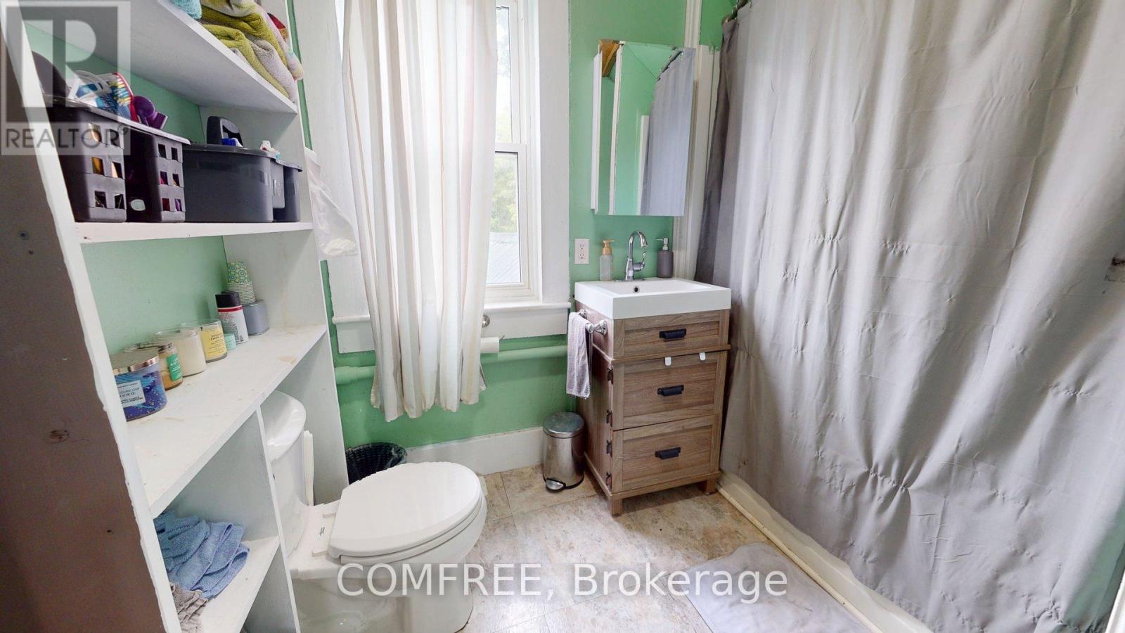 41 Main Street, South Stormont, Ontario  K0C 1Y0 - Photo 12 - X12253397