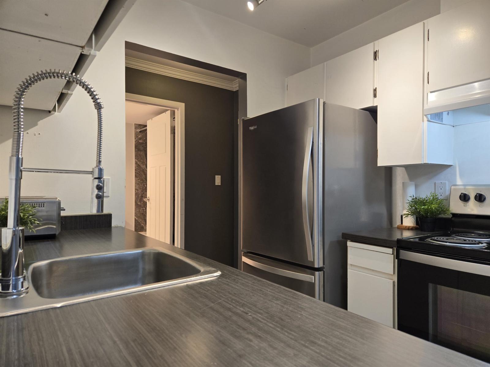 103 13775 74 Avenue, Surrey, British Columbia  V3W 9C5 - Photo 14 - R3102845