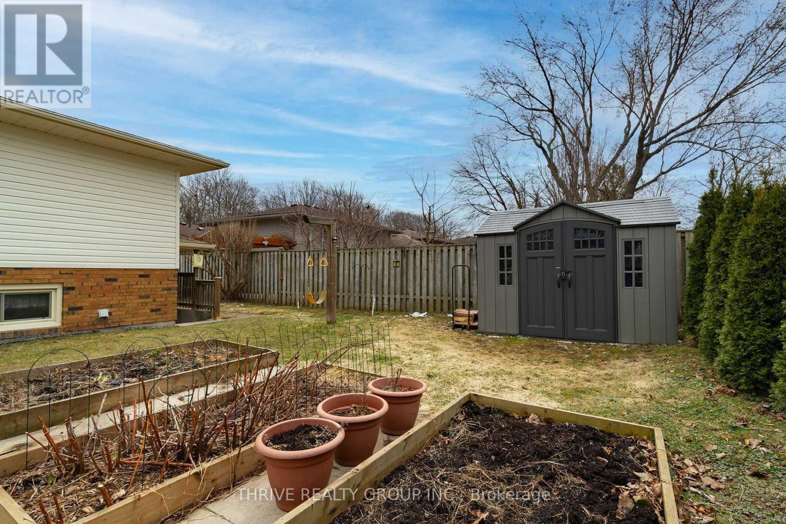 47 Fairlane Road, London South, Ontario  N6K 3E3 - Photo 8 - X12927358