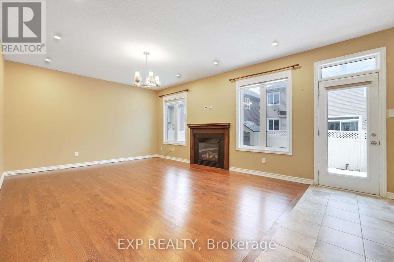 210 Rivertree Street, Ottawa, Ontario  K2M 0J3 - Photo 7 - X12927290