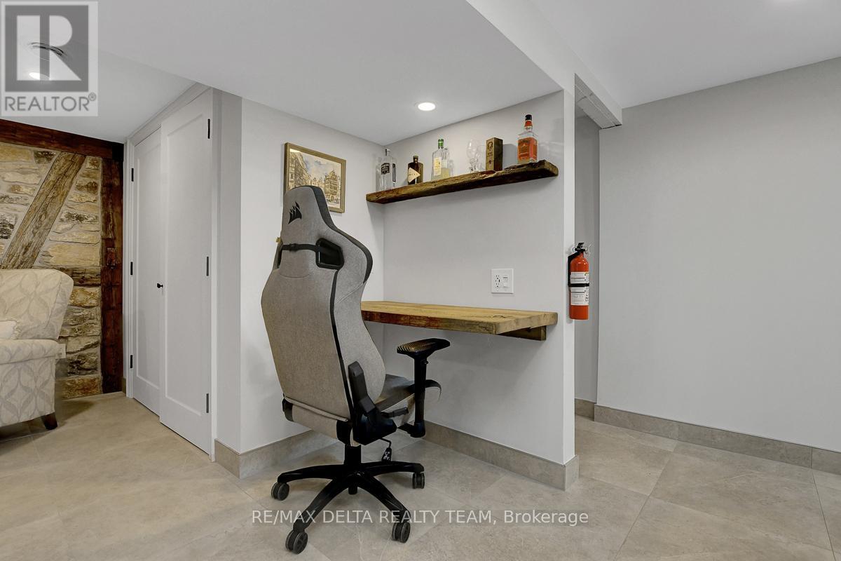 6591 Russell Road, Ottawa, Ontario  K0A 1K0 - Photo 31 - X12927316