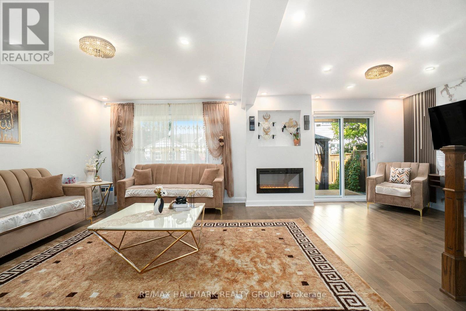 32 - 3017 Victoria Heights Crescent, Ottawa, Ontario  K1T 3M8 - Photo 5 - X12927330