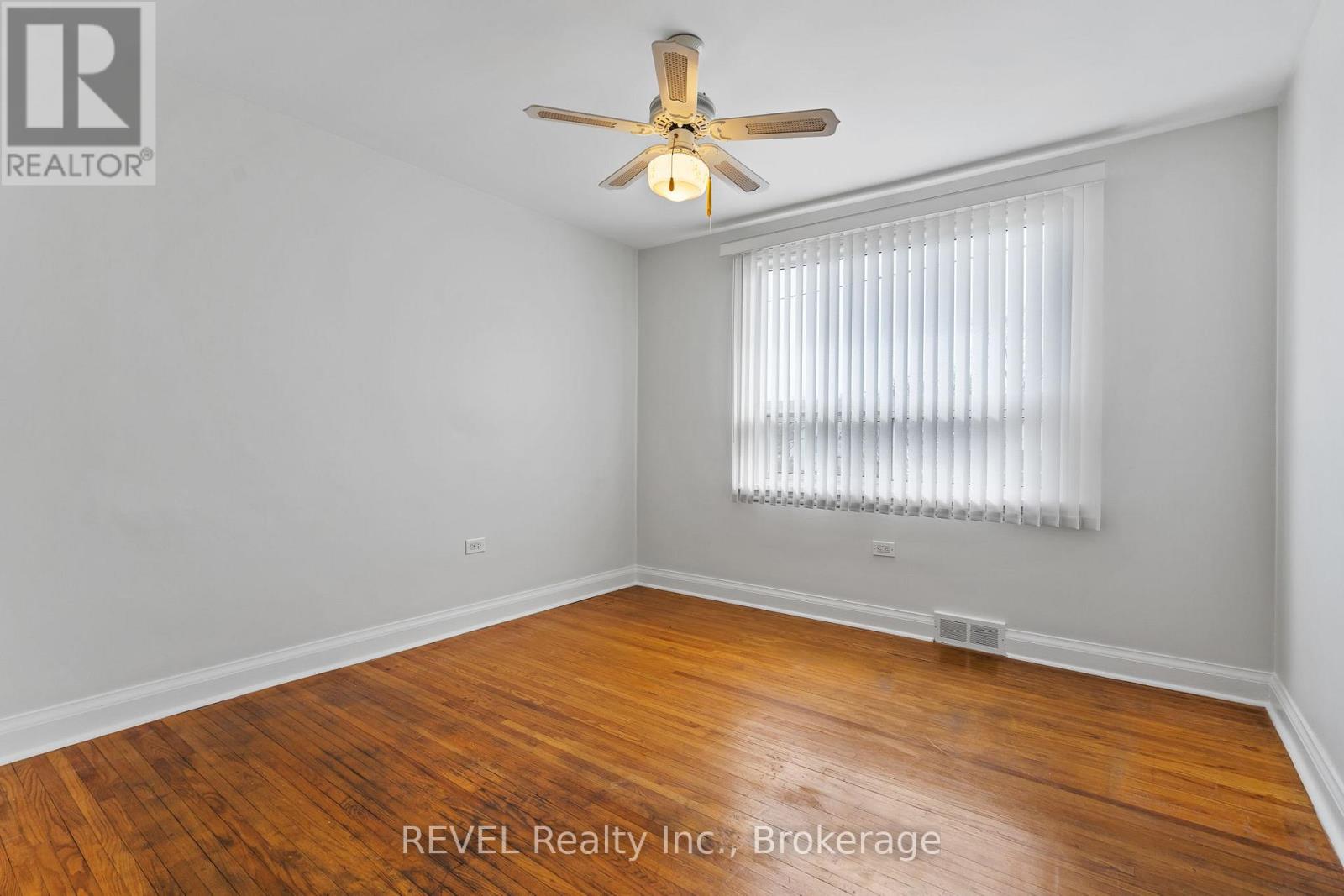 11 Melrose Avenue, St. Catharines, Ontario  L2P 2E3 - Photo 13 - X12927332