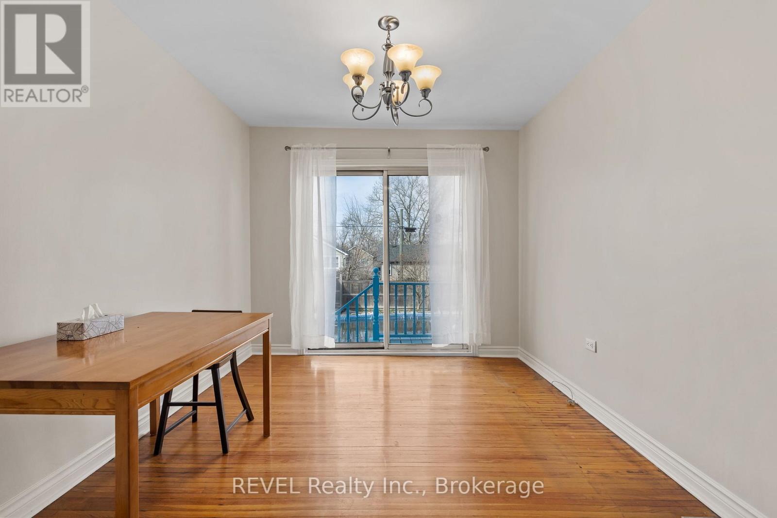 11 Melrose Avenue, St. Catharines, Ontario  L2P 2E3 - Photo 8 - X12927332