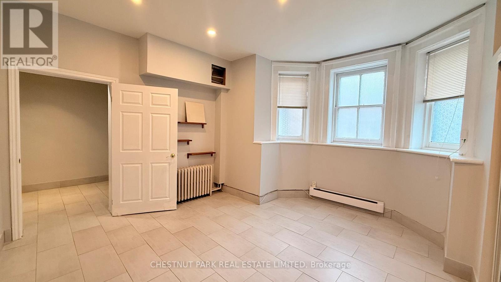 1 - 342 Jarvis Street, Toronto, Ontario  M4Y 2G6 - Photo 11 - C12927318