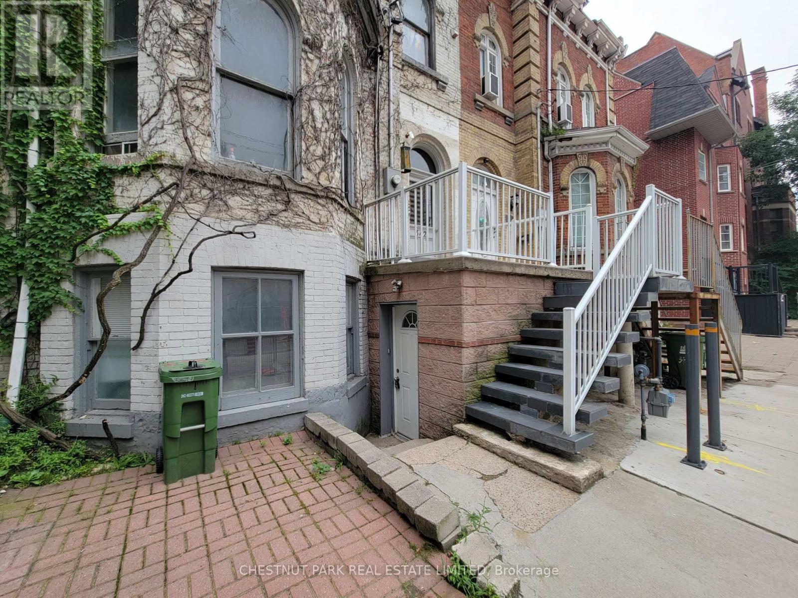 1 - 342 Jarvis Street, Toronto, Ontario  M4Y 2G6 - Photo 13 - C12927318