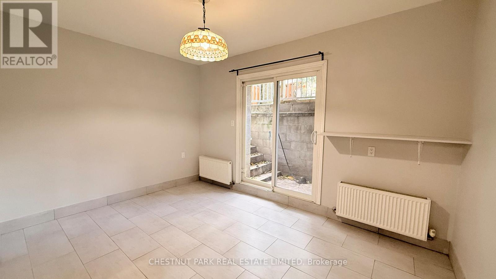 1 - 342 Jarvis Street, Toronto, Ontario  M4Y 2G6 - Photo 8 - C12927318