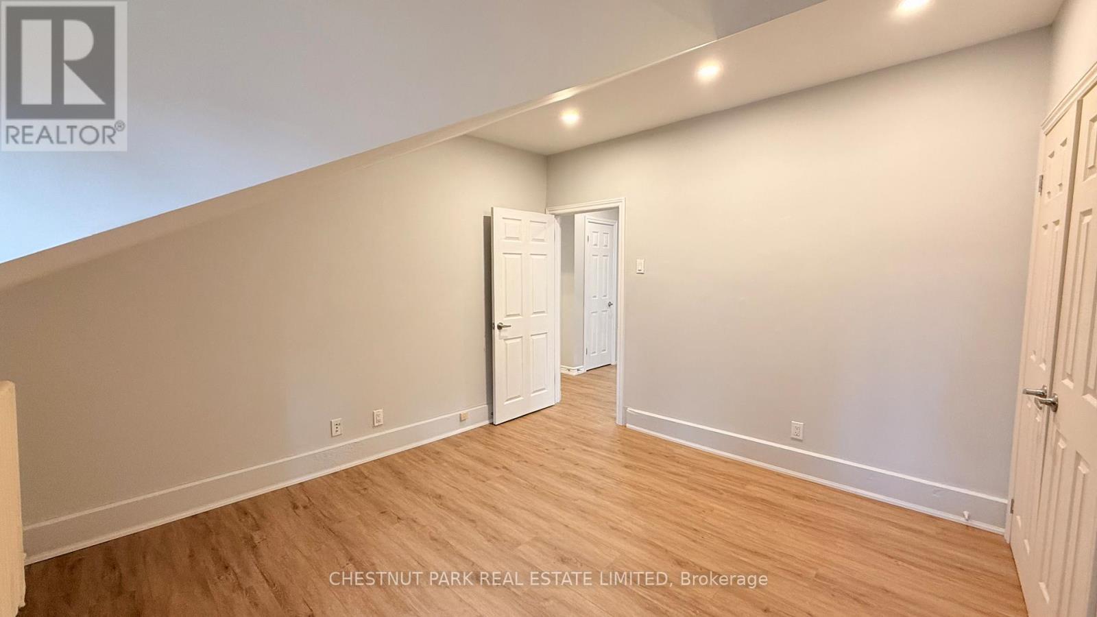 Unit 5 - 342 Jarvis Street, Toronto, Ontario  M4Y 2G6 - Photo 7 - C12927320