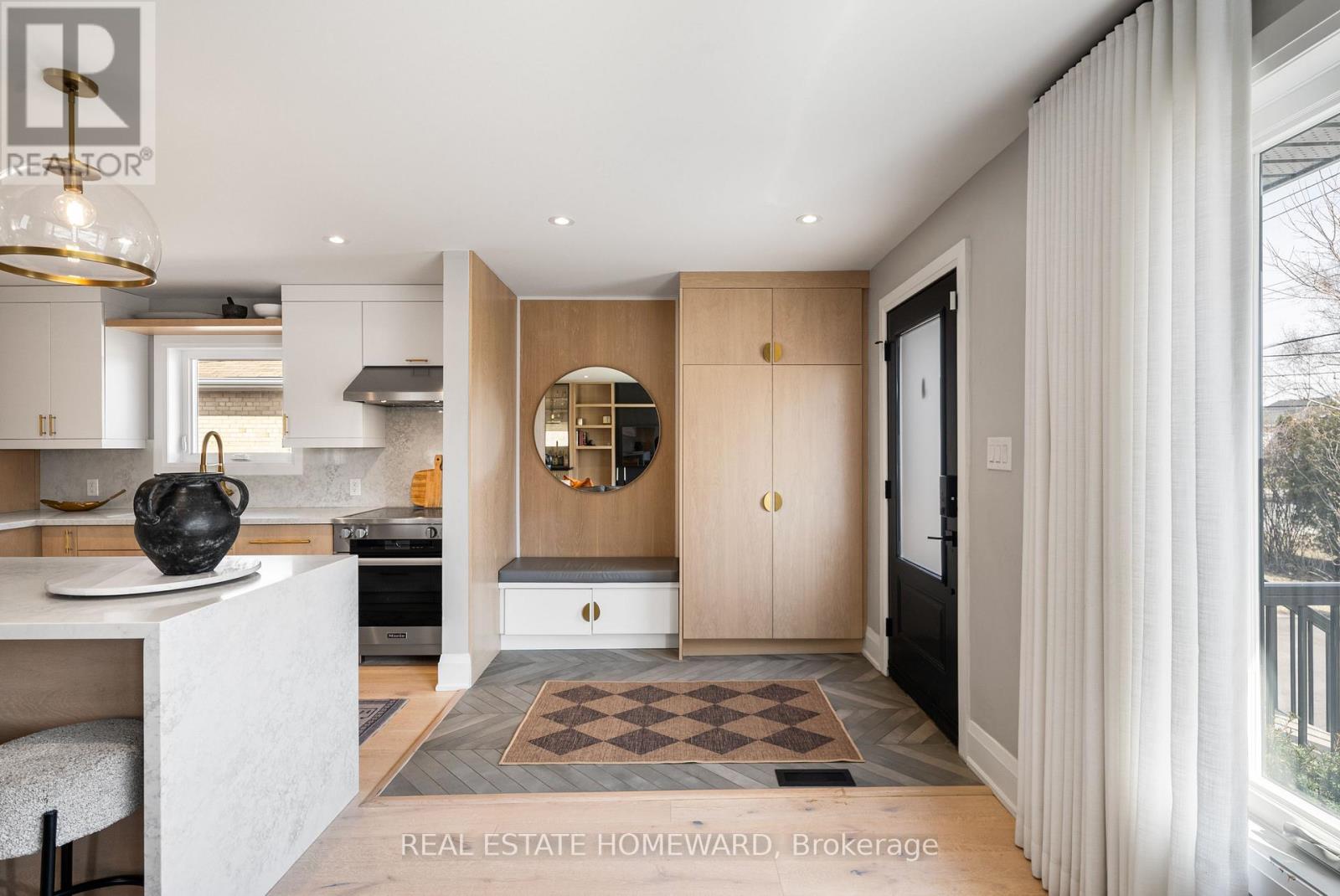 12 Elinor Avenue, Toronto, Ontario  M1R 3H2 - Photo 3 - E12927280