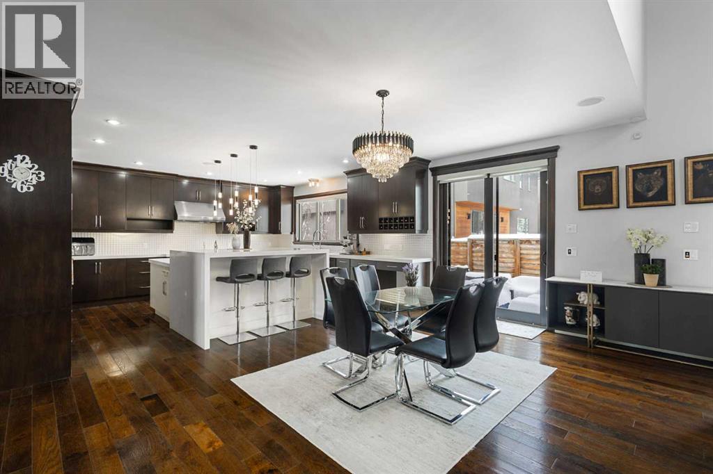 73 Wexford Crescent Sw, Calgary, Alberta  T3H 0H1 - Photo 10 - A2296898