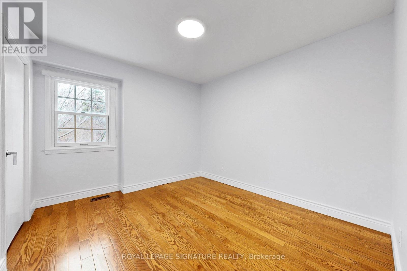 24 Laureleaf Road, Markham, Ontario  L3T 2X5 - Photo 30 - N12927268