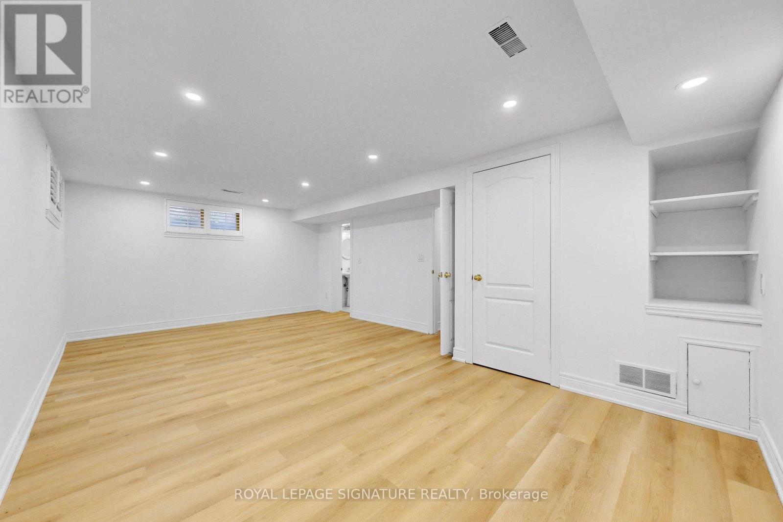 24 Laureleaf Road, Markham, Ontario  L3T 2X5 - Photo 34 - N12927268