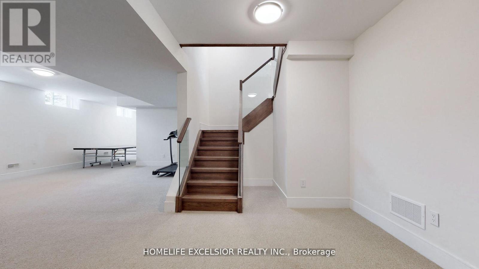 24 Limerick Street, Richmond Hill, Ontario  L4E 3W9 - Photo 37 - N12927292