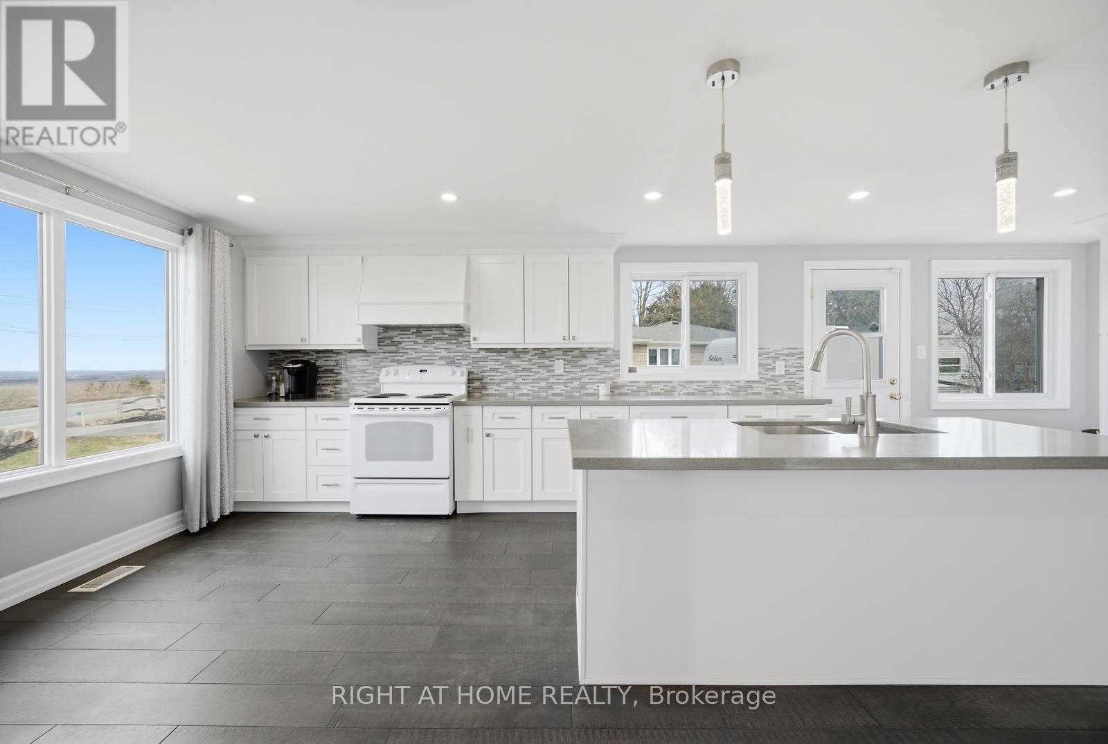 5885 7th Line, New Tecumseth, Ontario  L0G 1A0 - Photo 10 - N12927348