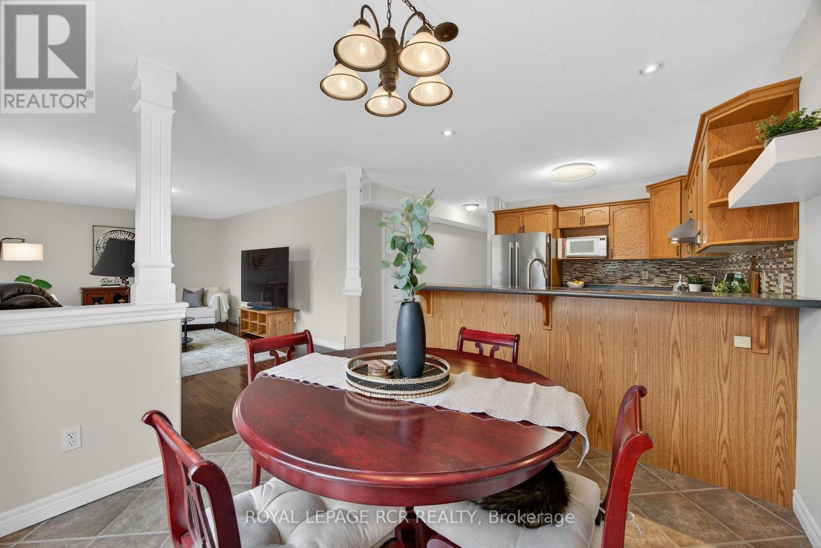 105 Shephard Avenue, New Tecumseth, Ontario  L9R 2G4 - Photo 15 - N12927350