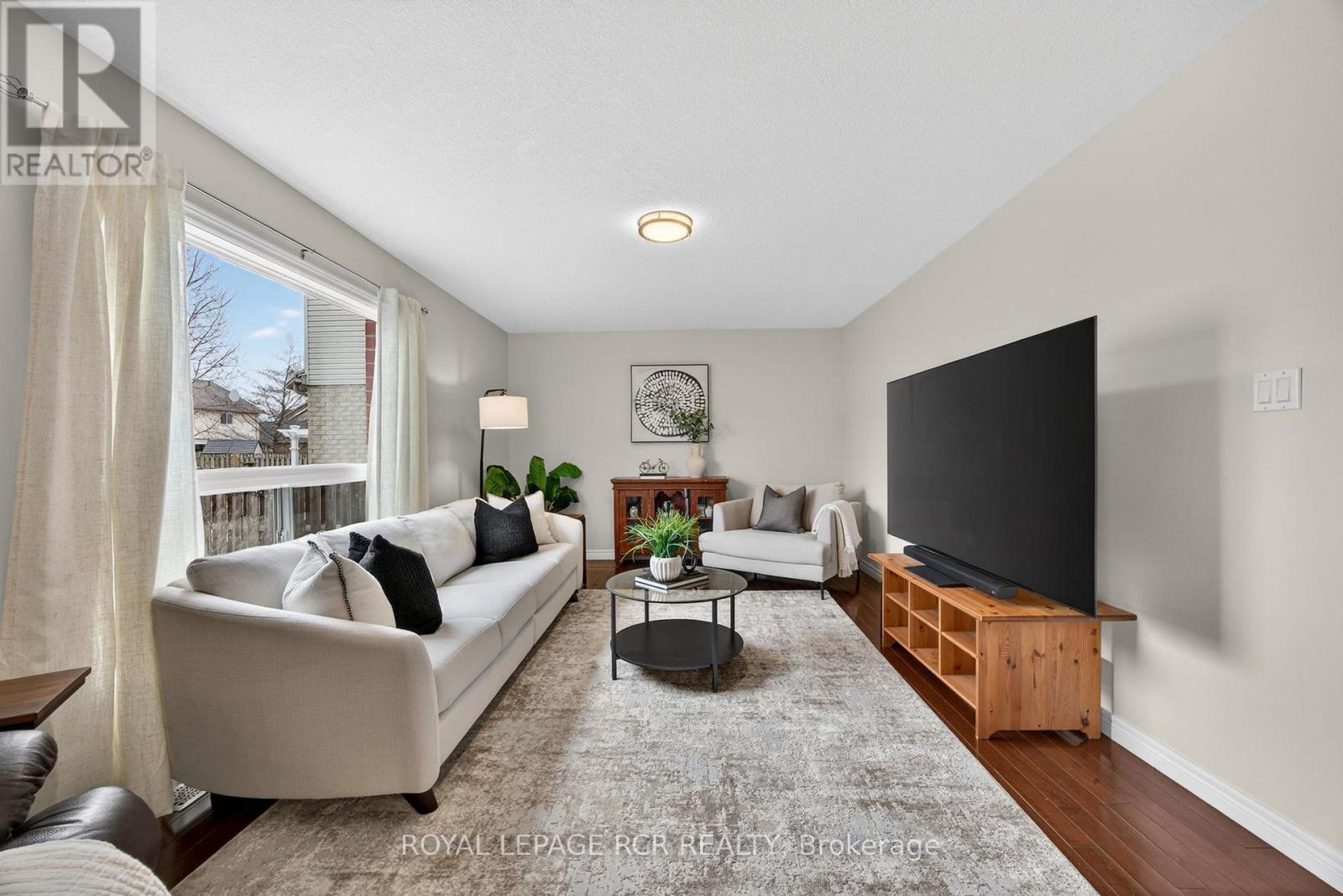 105 Shephard Avenue, New Tecumseth, Ontario  L9R 2G4 - Photo 18 - N12927350