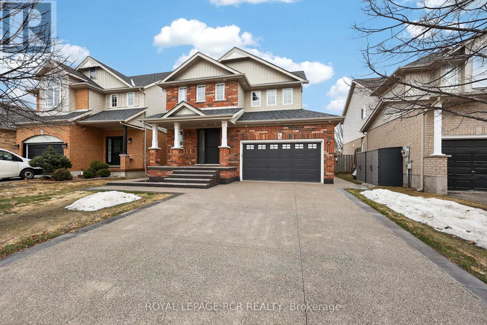 105 Shephard Avenue, New Tecumseth, Ontario  L9R 2G4 - Photo 2 - N12927350