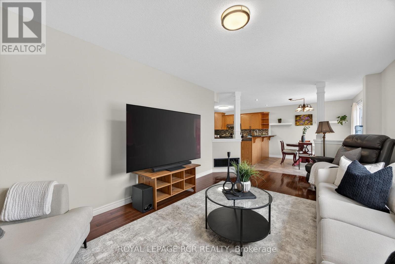 105 Shephard Avenue, New Tecumseth, Ontario  L9R 2G4 - Photo 20 - N12927350