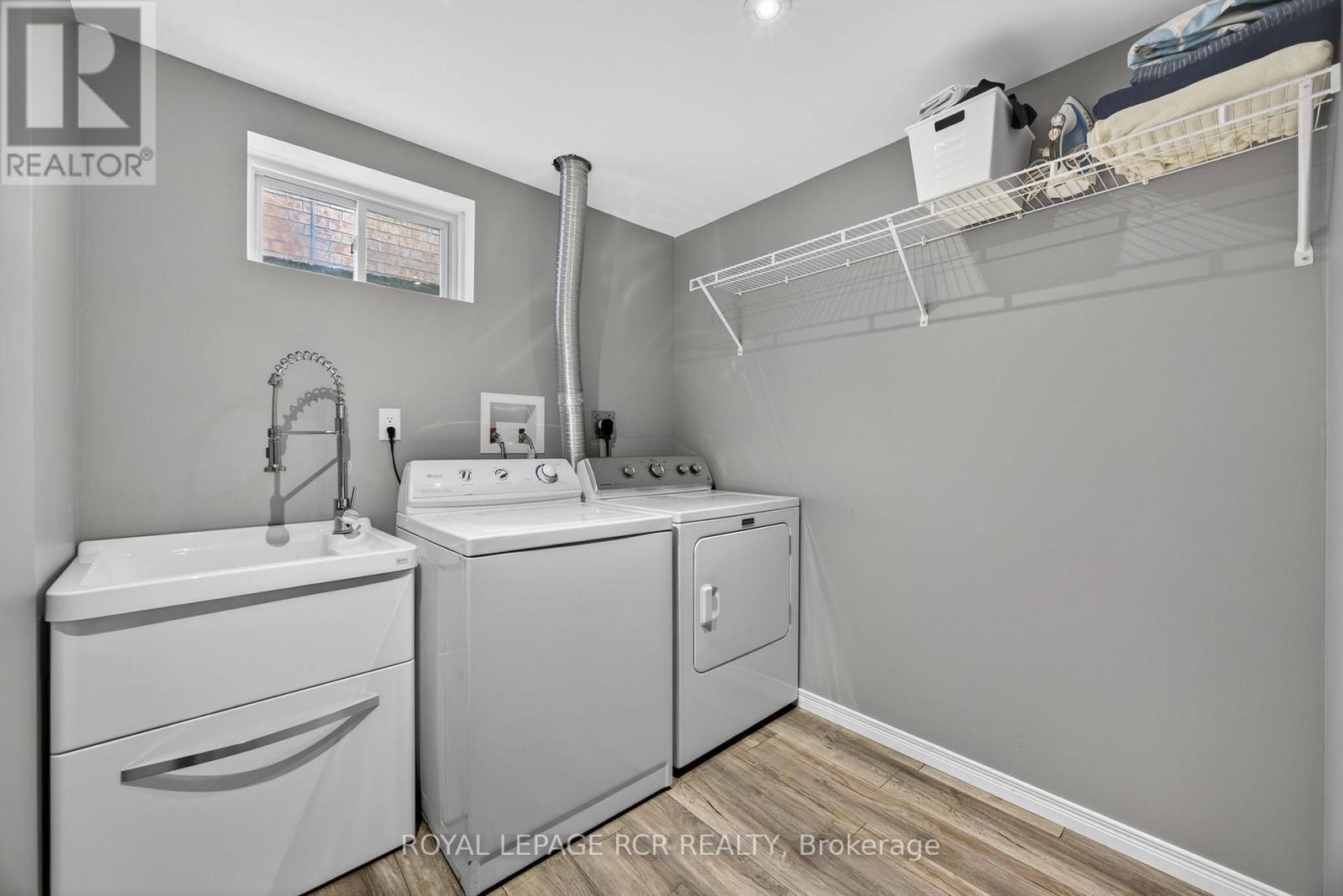 105 Shephard Avenue, New Tecumseth, Ontario  L9R 2G4 - Photo 39 - N12927350