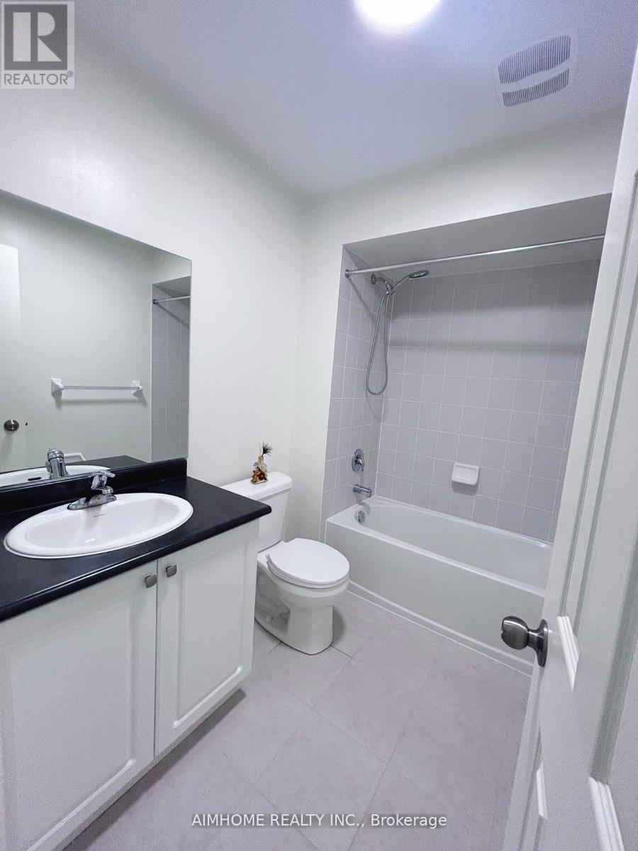 97 William F Bell Parkway, Richmond Hill, Ontario  L4S 0K7 - Photo 14 - N12927356