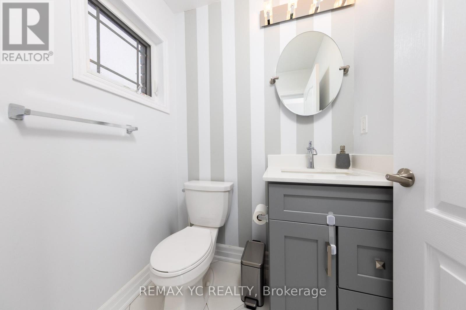 203 Diana Drive, Orillia, Ontario  L3V 8J8 - Photo 4 - S12927278