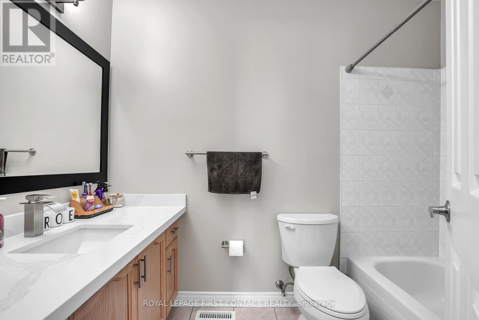 340 Livingstone Street W, Barrie (Northwest), Ontario  L4N 7C5 - Photo 18 - S12927314