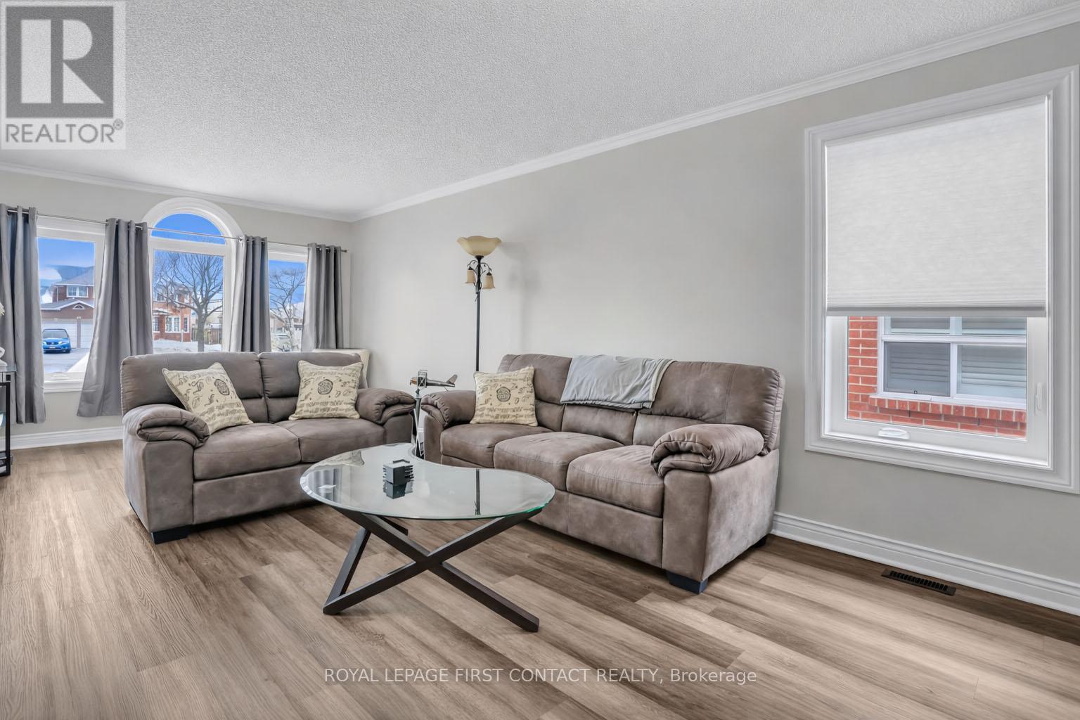 340 Livingstone Street W, Barrie (Northwest), Ontario  L4N 7C5 - Photo 5 - S12927314