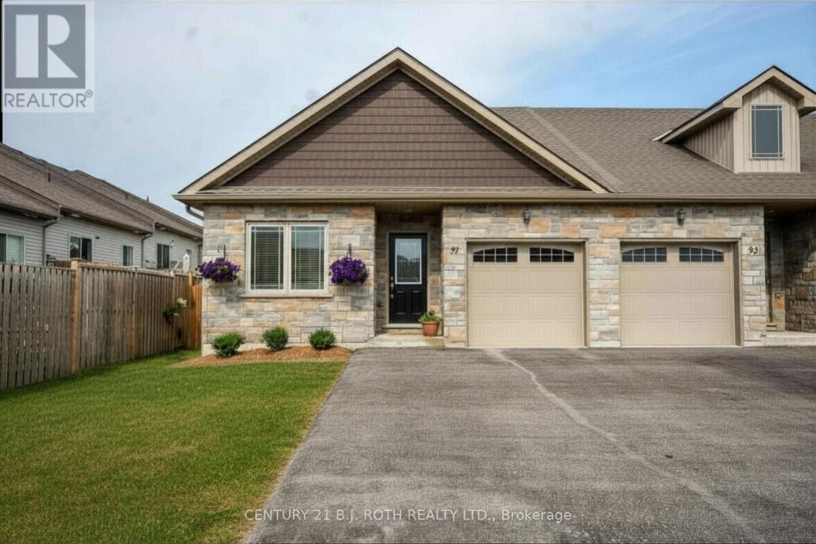 91 Lucy Lane, Orillia, Ontario  L3V 0G3 - Photo 2 - S12927340