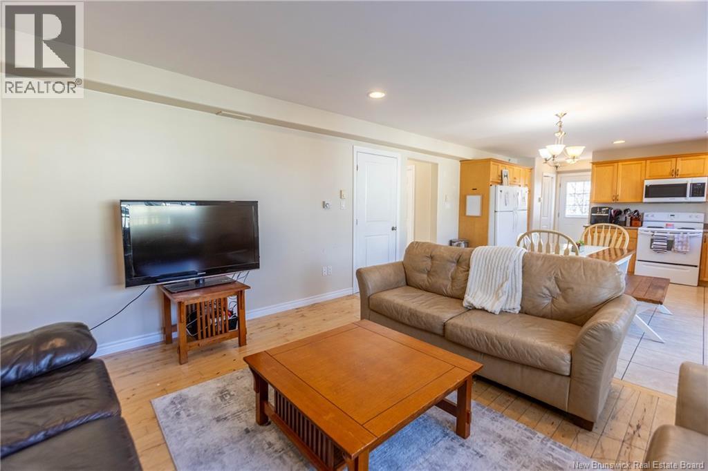 31 Charlotte Street, Sackville, New Brunswick  E4L 3T2 - Photo 11 - NB135819
