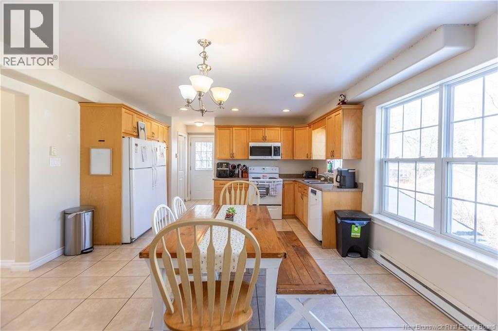 31 Charlotte Street, Sackville, New Brunswick  E4L 3T2 - Photo 6 - NB135819