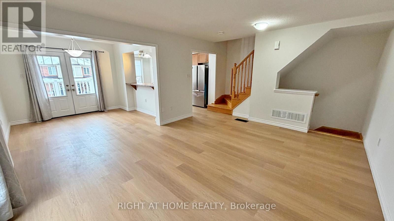 275 Woodley Crescent, Milton, Ontario  L9T 8B8 - Photo 12 - W12927282