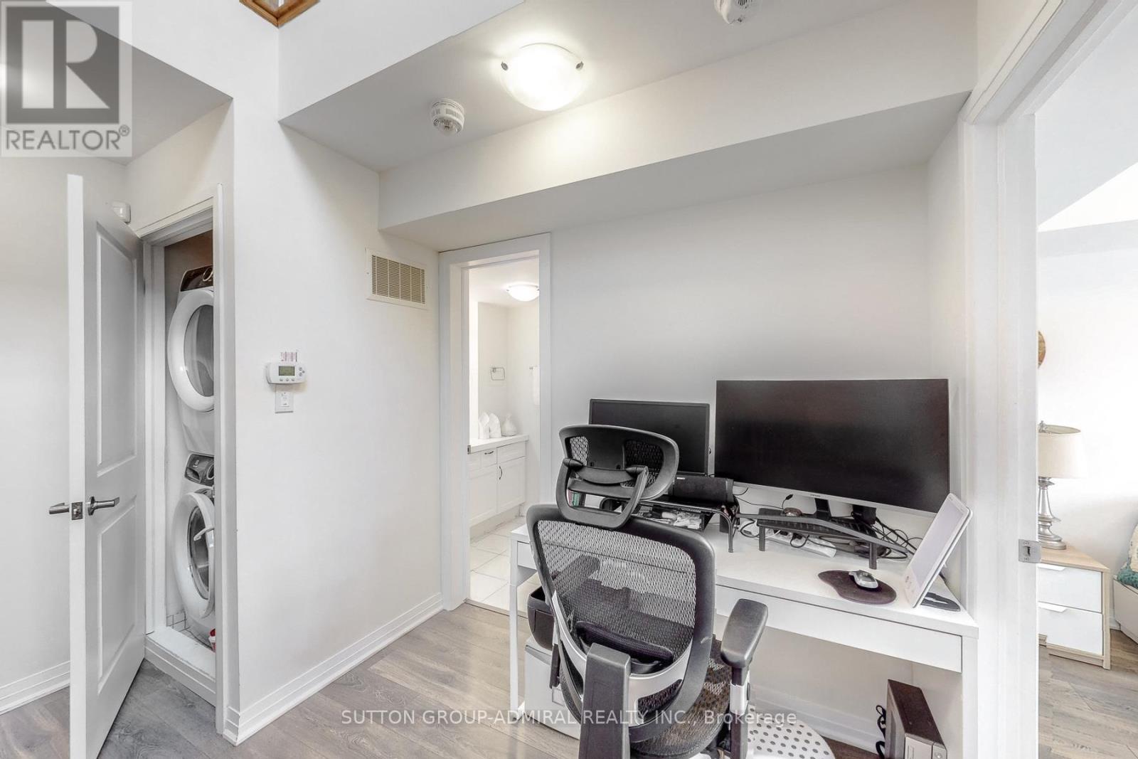 7 - 181 William Duncan Road, Toronto, Ontario  M3K 0B7 - Photo 20 - W12927298