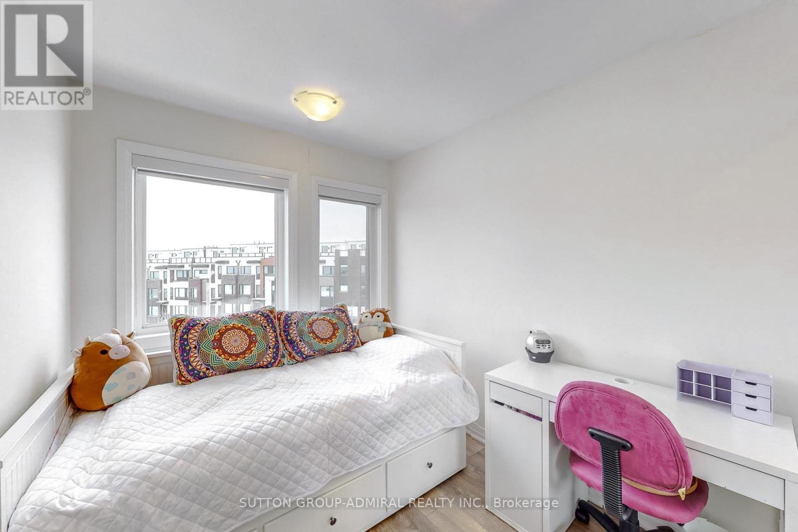 7 - 181 William Duncan Road, Toronto, Ontario  M3K 0B7 - Photo 4 - W12927298