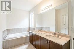 3124 Post Road S, Oakville, Ontario  L6H 0V3 - Photo 8 - W12927308