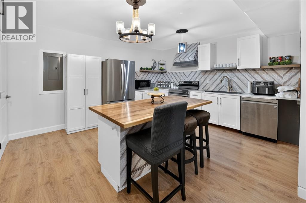 Lorem Ipsum Dolor Sit, Plympton-Wyoming, Ontario  N0N  - Photo 31 - DEMO29523778