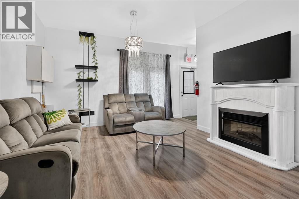 Lorem Ipsum Dolor Sit, Plympton-Wyoming, Ontario  N0N  - Photo 8 - DEMO29523778