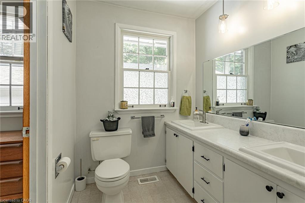 587 Windham 13 Road, Nixon, Ontario  N4B 2W5 - Photo 25 - 40814562